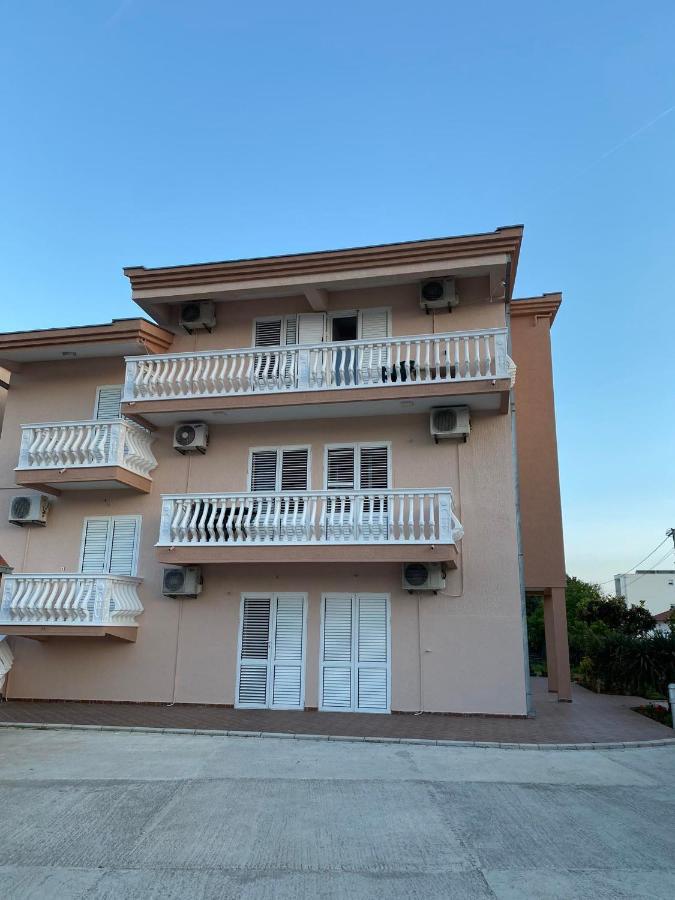 Appartamento Curani House Ulcinj Esterno foto