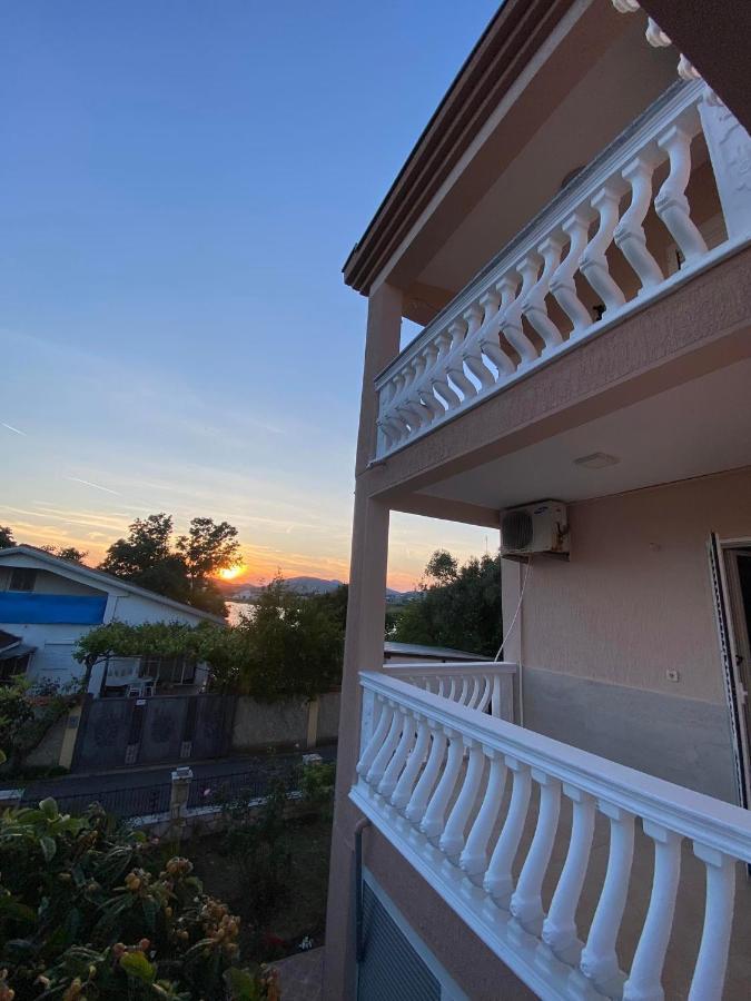Appartamento Curani House Ulcinj Esterno foto