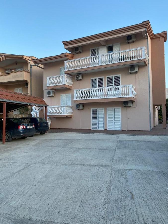 Appartamento Curani House Ulcinj Esterno foto