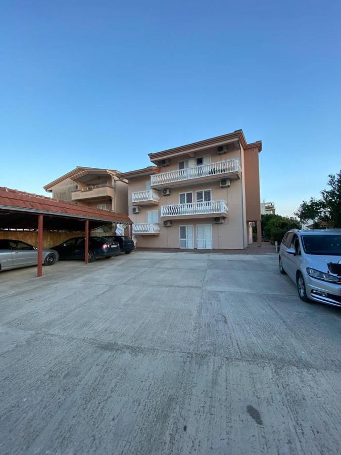 Appartamento Curani House Ulcinj Esterno foto