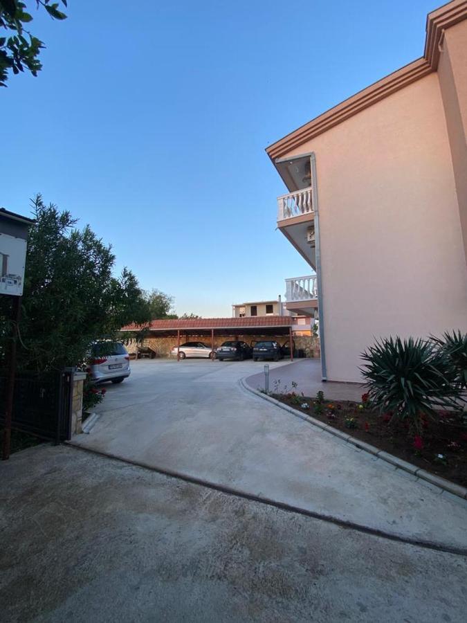 Appartamento Curani House Ulcinj Esterno foto